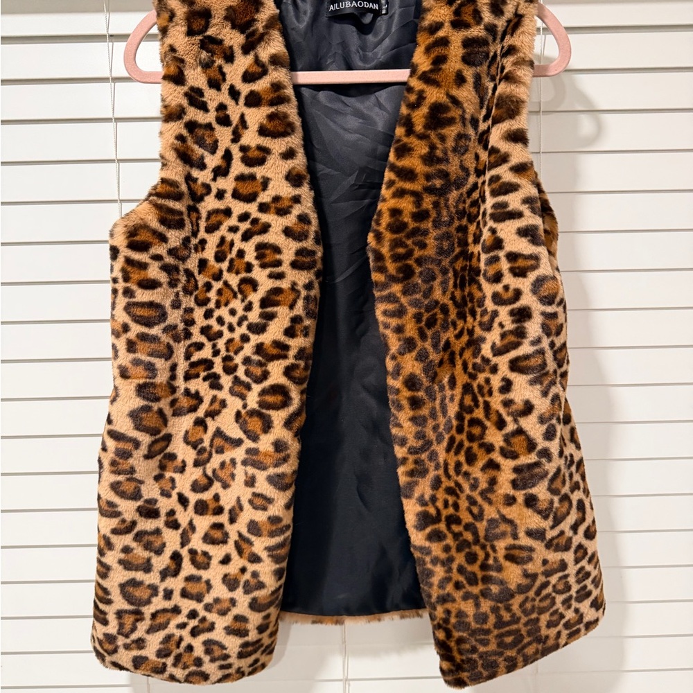 Leopard Print Faux Fur Vest - Brown